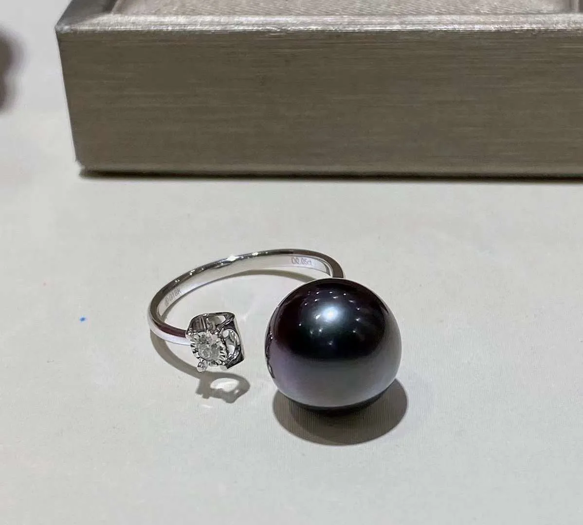 18K Gold 11-12mm Tahitian Pearl With Diamond Ring  - TS024