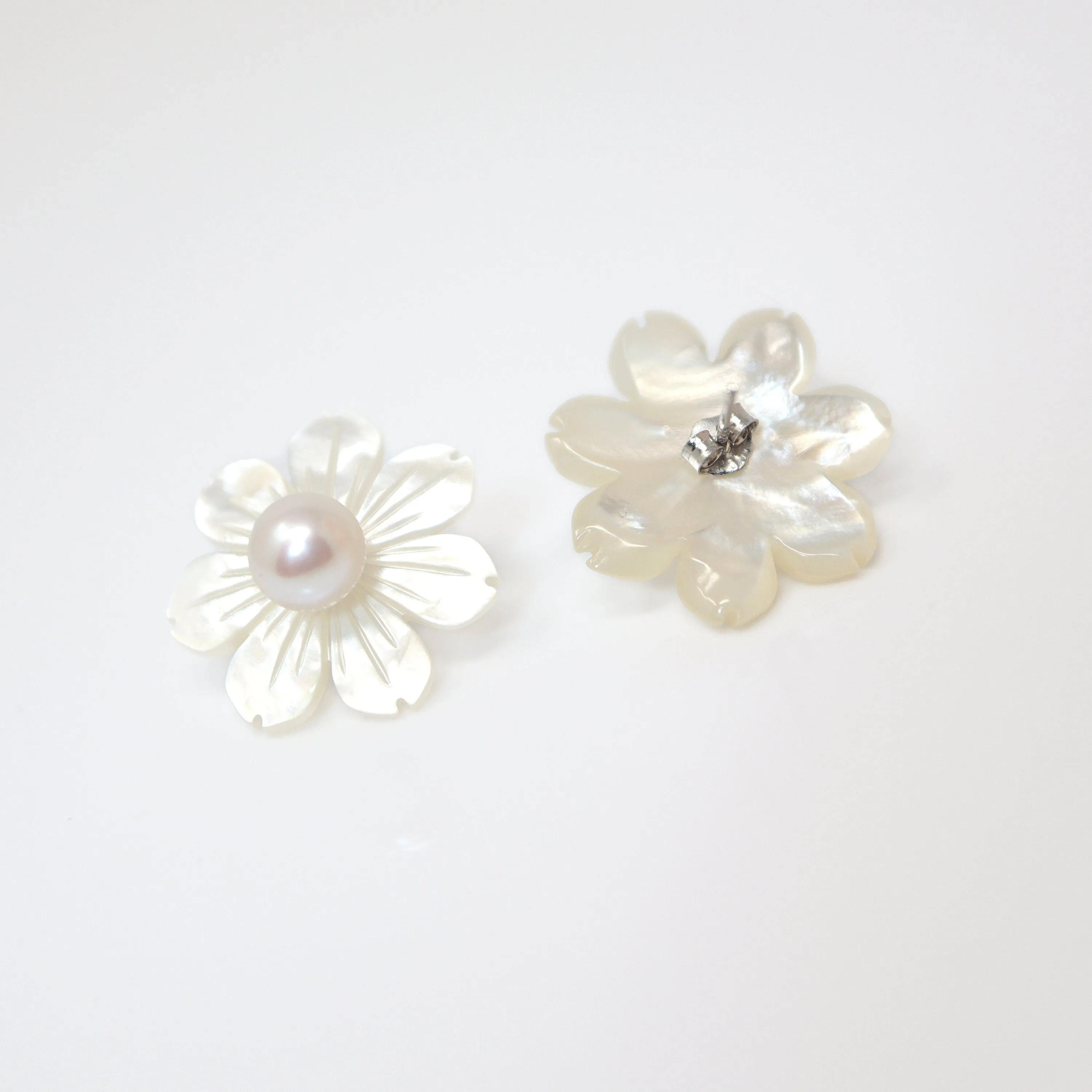 2 in1 Natural Freshwater Pearls With Mother Of Pearl Carved Flower Earrings, Bridal Stud Earrings Pearl Stud Statement Earrings