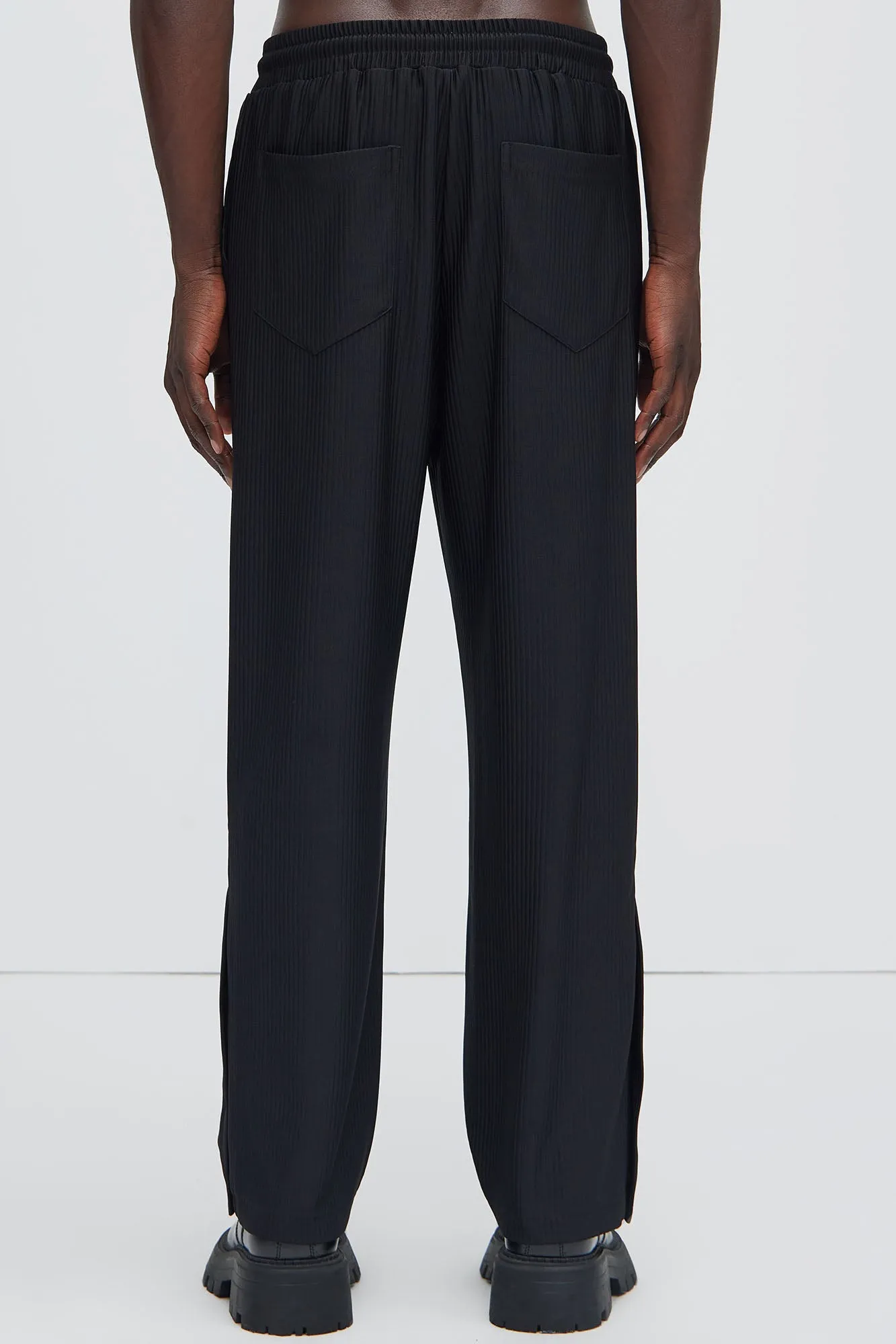 Archway Pleated Pants - Black