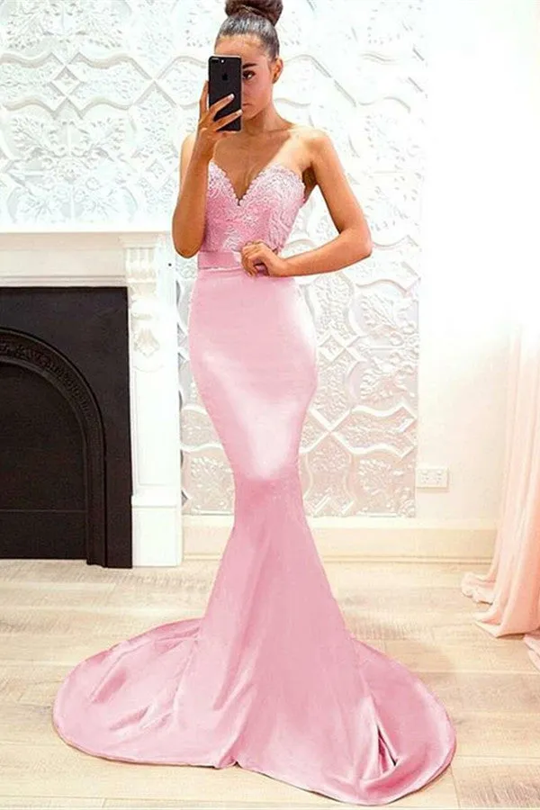 Blush Pink Lace Mermaid Evening Gown with Sweetheart Neckline