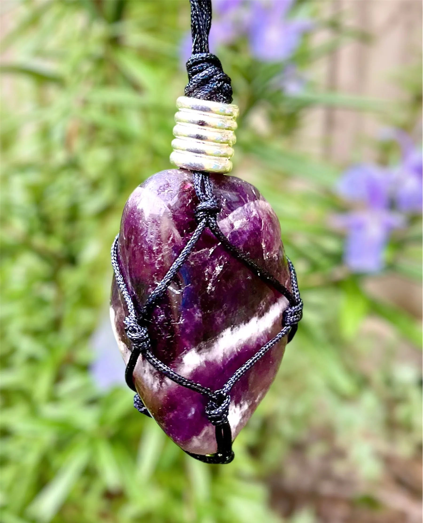 Chevron Amethyst Macramé Pendant