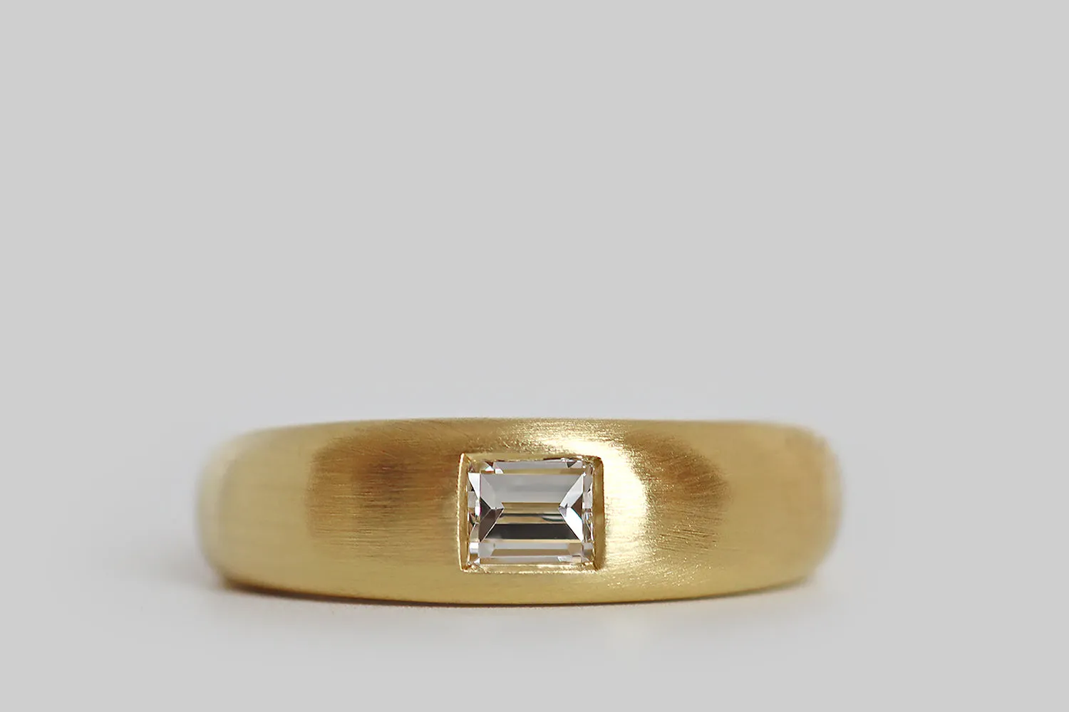 Flush Set Baguette Diamond Swathe Ring