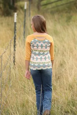 GIRL'S SOUTHWESTERN 3/4 SLEEVE TEE - GOLD