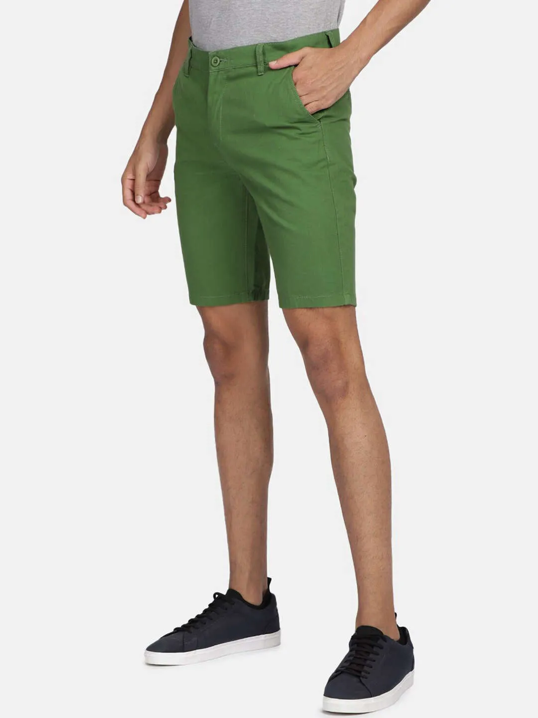 Men  Solid Casual Shorts