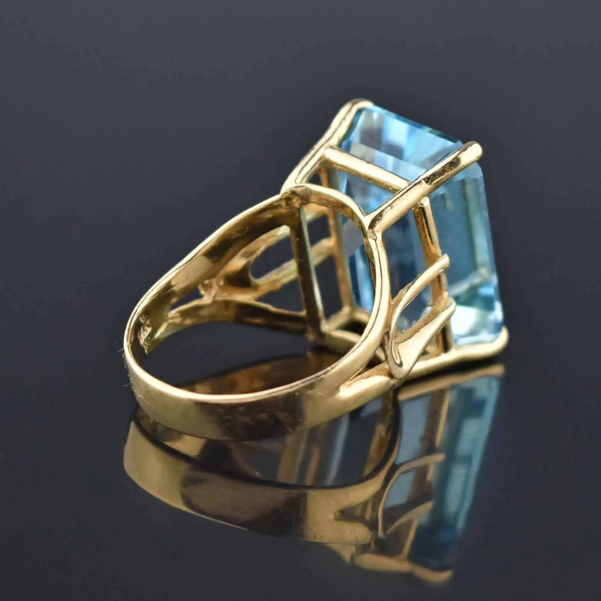 Mid Century 14K Gold Vintage 23 CTW Blue Topaz Ring