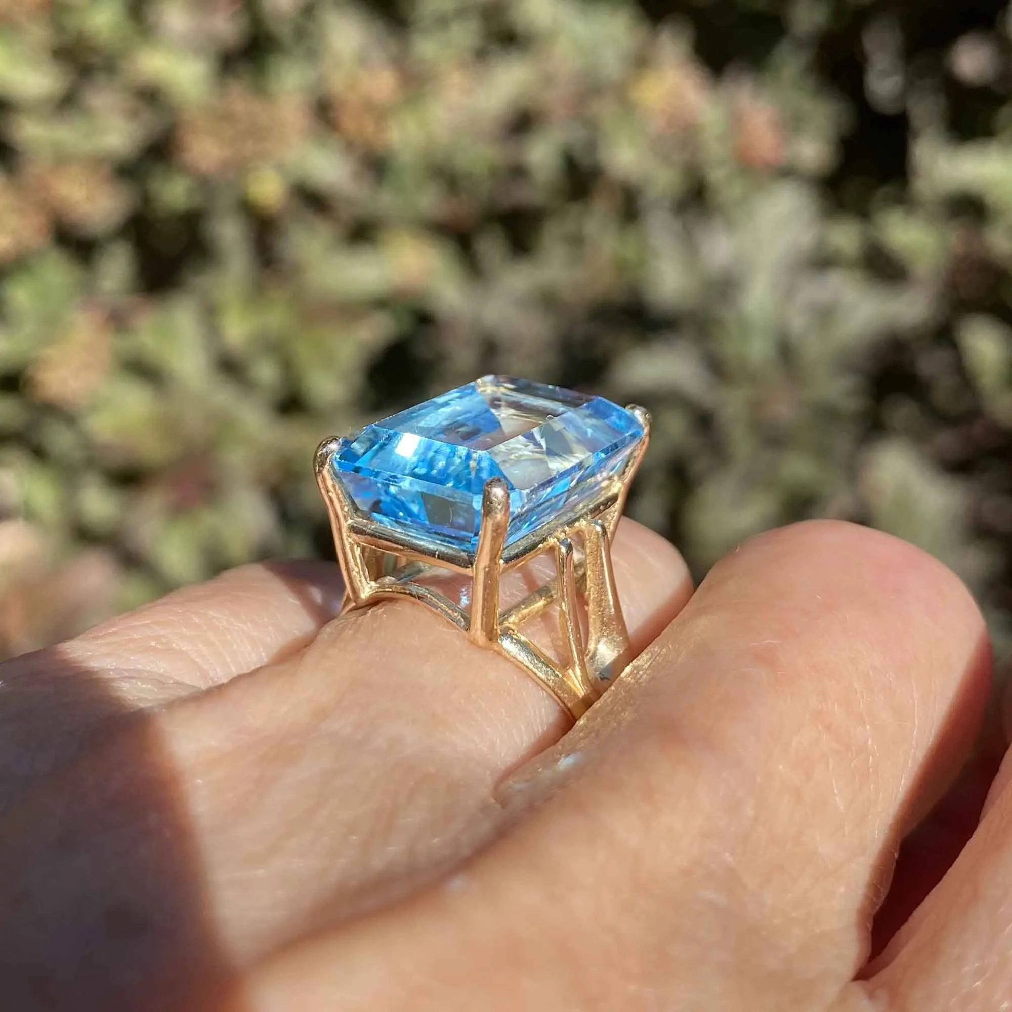 Mid Century 14K Gold Vintage 23 CTW Blue Topaz Ring