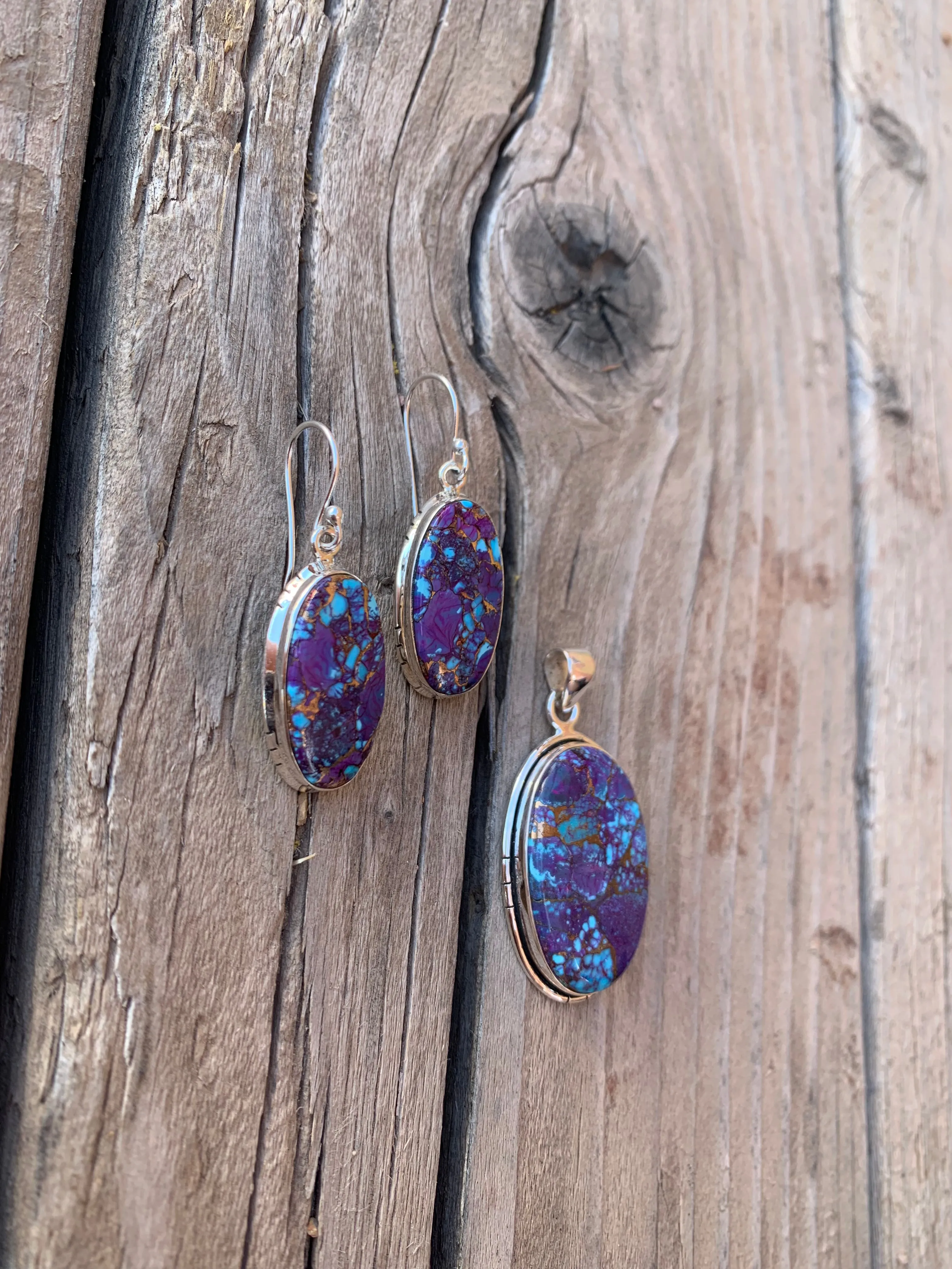 Purple Mohave Turquoise pendant & earring set