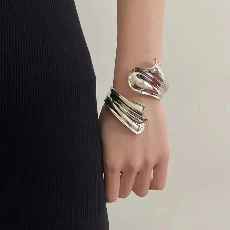 Twist Pleated Metal Open Bracelet